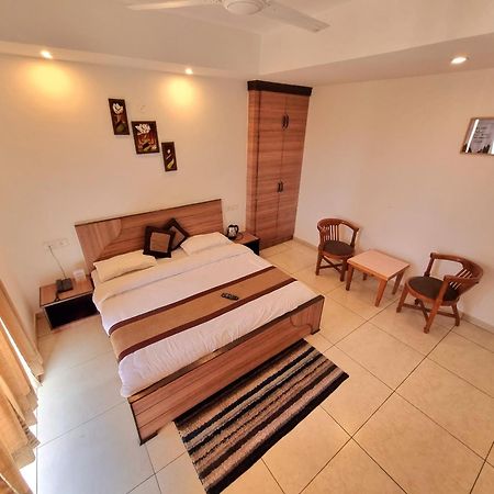 Mist N Meadows Resort Rājgarh 外观 照片