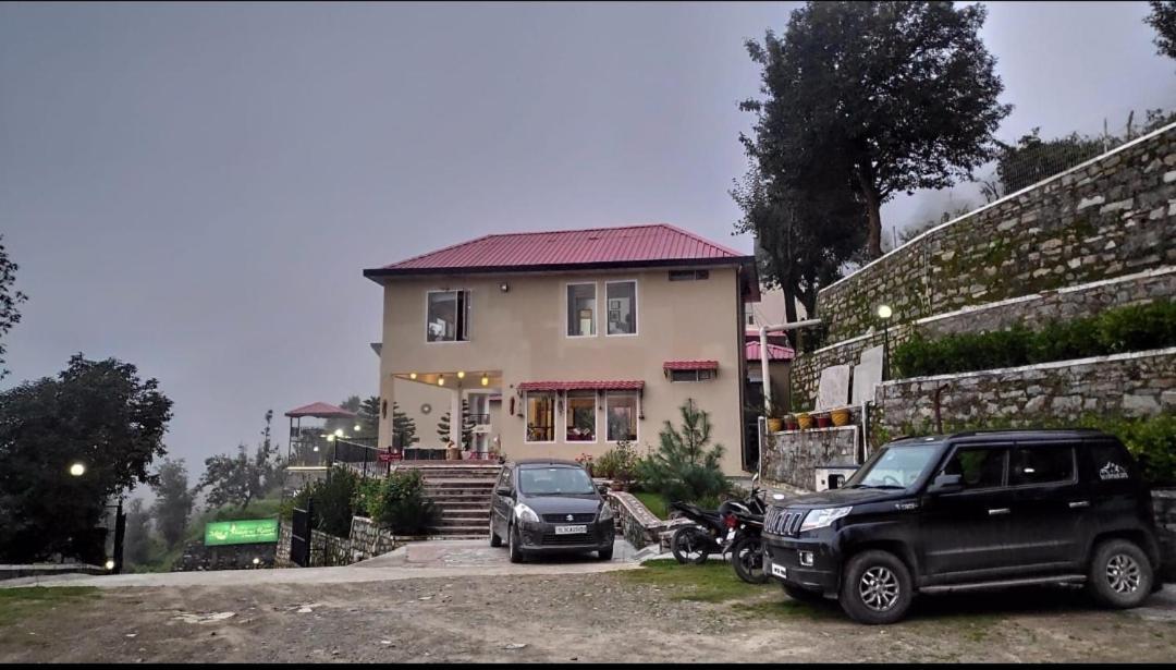 Mist N Meadows Resort Rājgarh 外观 照片