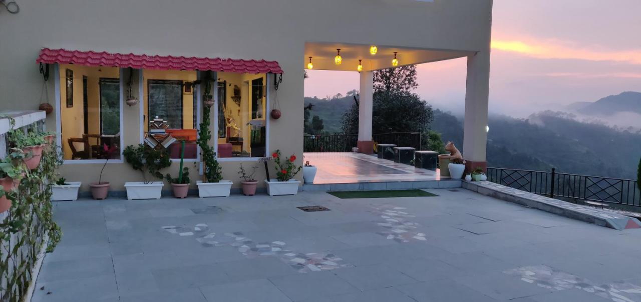 Mist N Meadows Resort Rājgarh 外观 照片